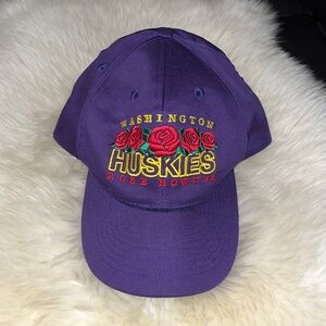 Vintage 1992 Embroidered University of Washington Huskies Rose Bowl Baseball Cap